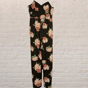 Band of Gypsies Floral structured bodice Jumpsuit Black/Pink/cream Size M